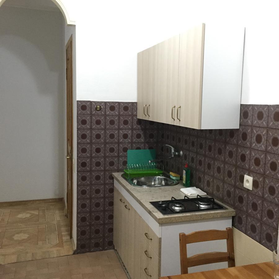יירבאן Apartment On Republic Square מראה חיצוני תמונה