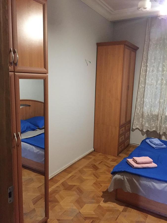 יירבאן Apartment On Republic Square מראה חיצוני תמונה